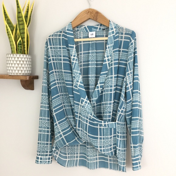 🎉 SALE Cabi Blue Windowpane Plaid Surplice Blouse - Picture 2 of 5
